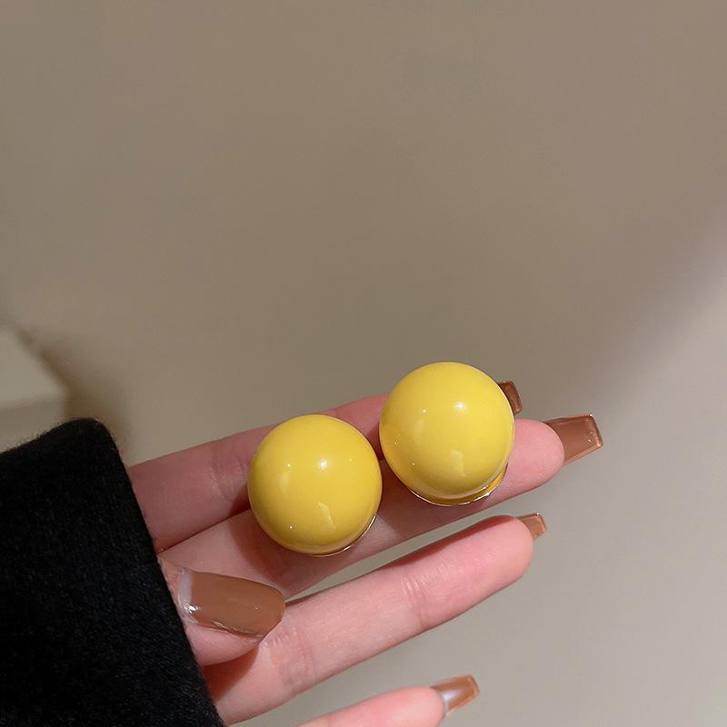 Faye Wong Pink Shrimp Cracker Earrings 2025 Year of the Snake Spring Festival Studs - European and American High-End Fashion.