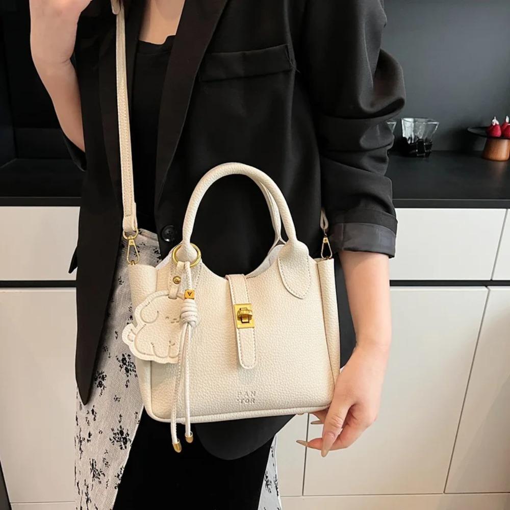 

Chic Slant Cross Bucket Bag Cute Women s Tote Bag Trendy Commuting Handbag Spring Summer бежевий