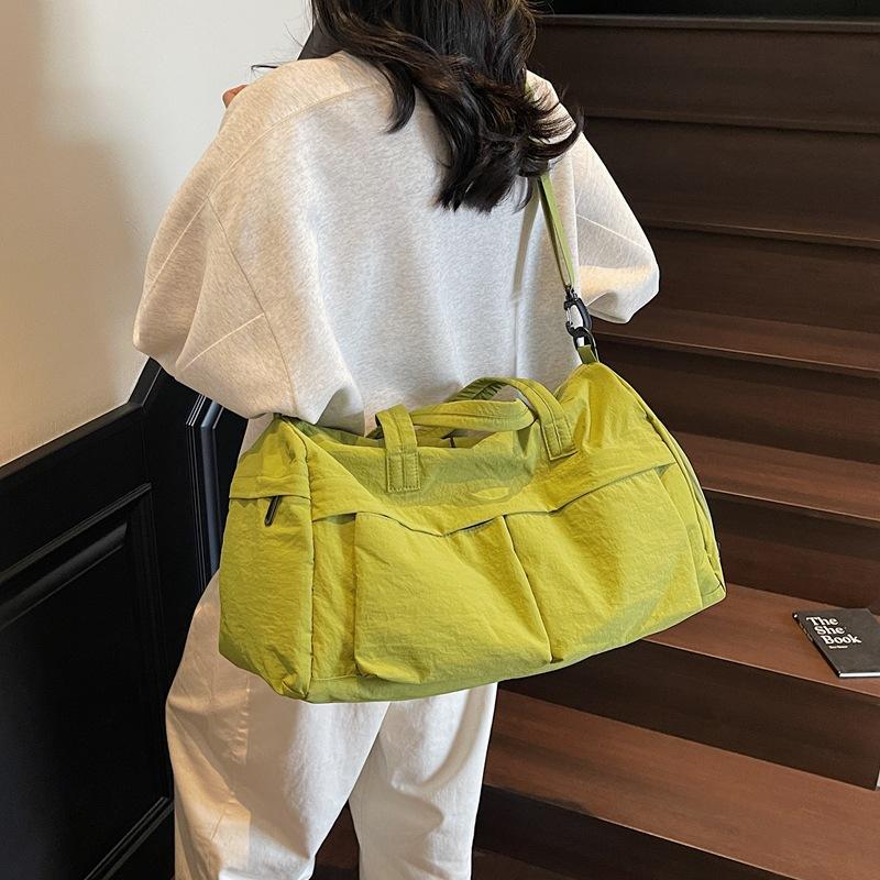 Dry and wet separation sports fitness bag women's nylon cloth waterproof short trip men's portable messenger bag luggage bag