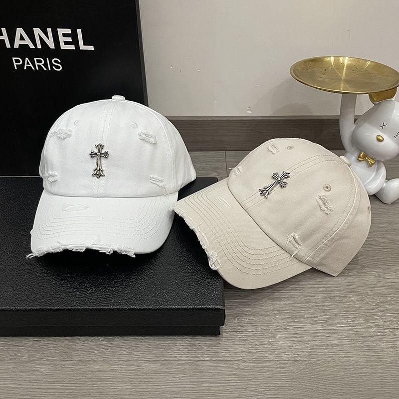 Simple Solid Color Cross Decoration Ripped Design Neutral Casual Baseball Cap For Hip Hop Enthusiasts
