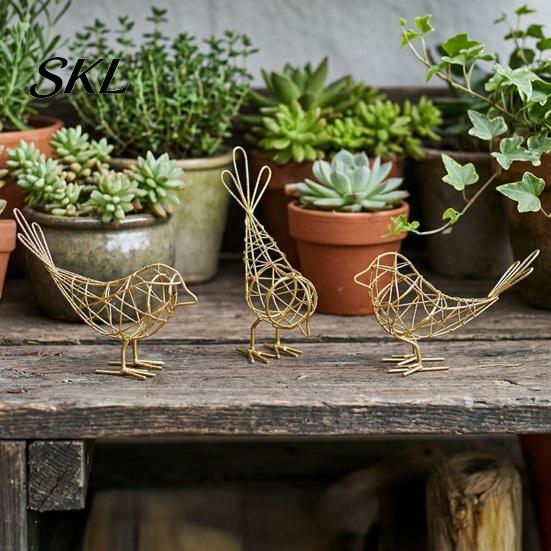 Handcrafted Iron Bird Figurine Wire Figurine, Minimalist Hollow Metal Sculpture, Stable Desk Accessory Rustproof Tabletop Decor for Bookshelf,