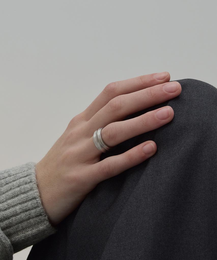 Dawnf 03H06M Matte Silver Ring
