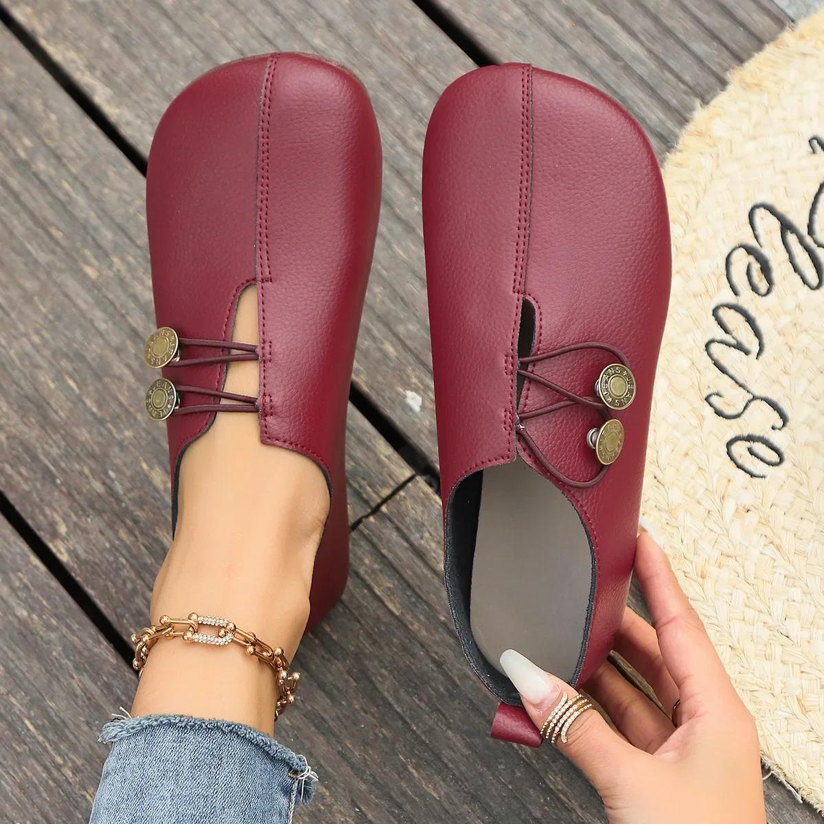 

Fashion Soft-soled hollow button shallow single shoes, women s lazy Doudou shoe mother flat-soled small leather shoes 36