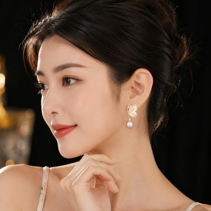 Butterfly Pearl Earrings: Elegant Zirconia-Inlaid Pendant for Women, Light Luxury & Versatile