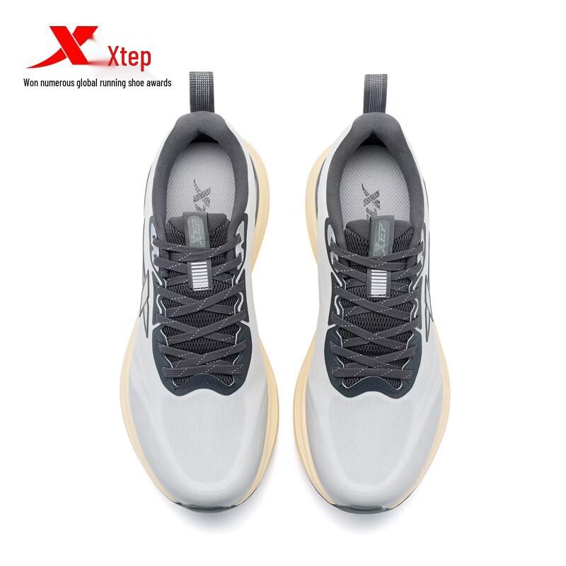 Xtep Cloud Shield Men's Lightweight Breathable Running Shoes