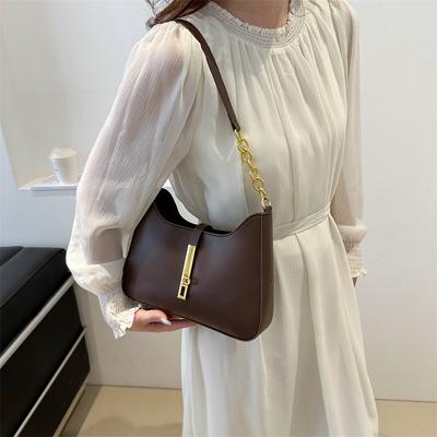 New Trendy and Beautiful Portable Solid Color Bag Fashion This Year Popular Niche Design Bag Women's Shoulder Bag Underarm Bag