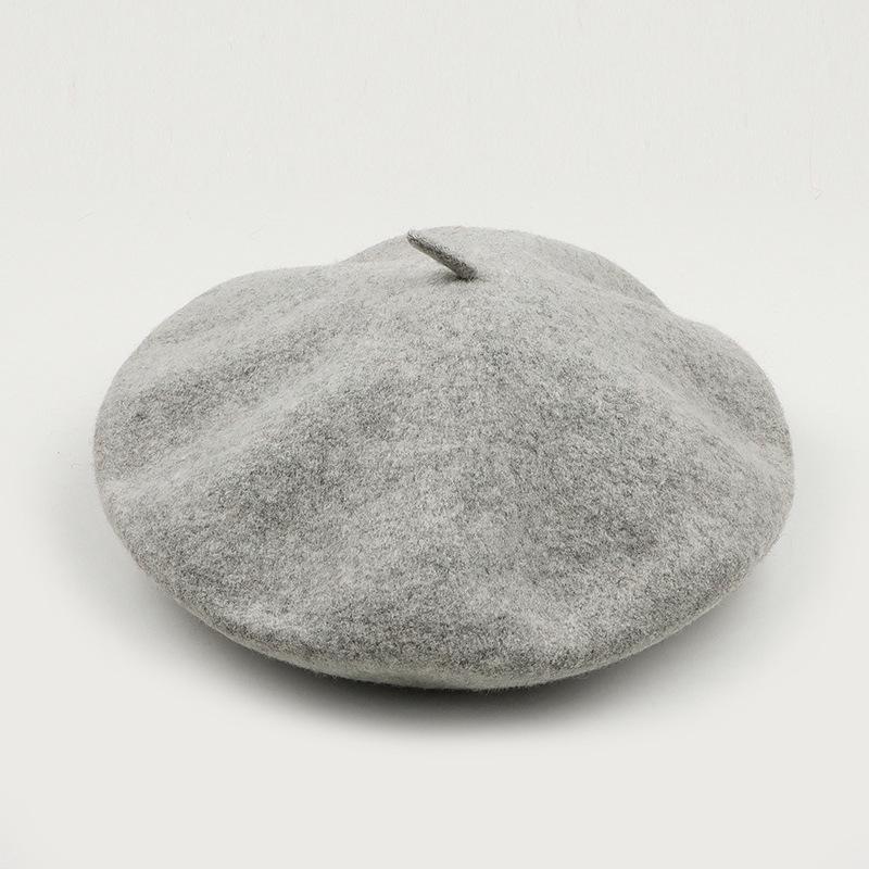 Dámský fialový vlněný baret: Klobouk se širokou krempou, Vintage britský, korejský a japonský styl pro podzim/zimu