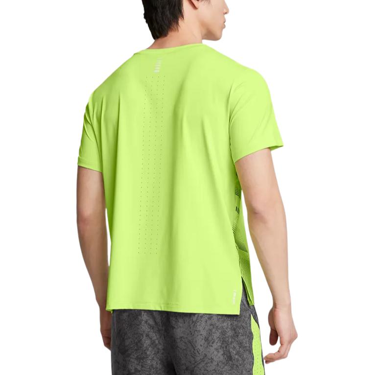 Under Armour Camiseta Esportiva de Corrida Iso-Chill Gola Careca Listrada Manga Curta Masculina Tops Verde-Grama-Claro 1376518-304