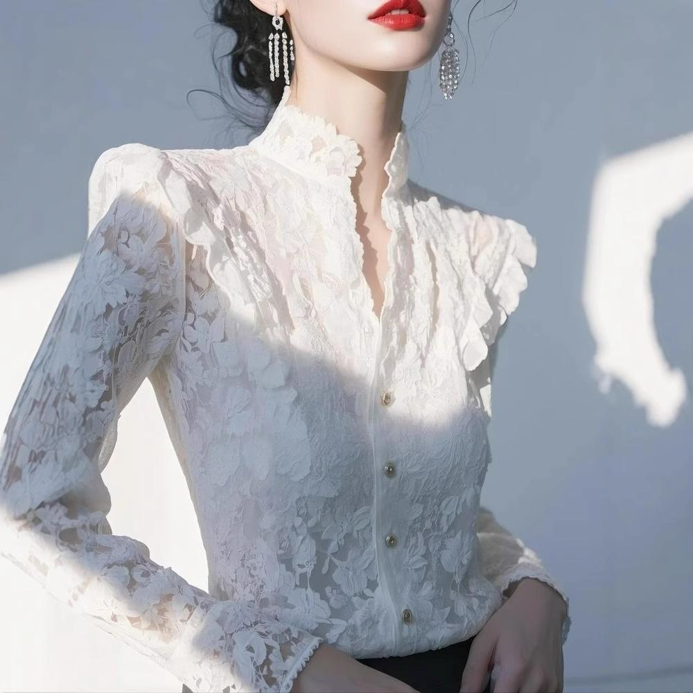 2025 Spring French Elegance: High-End Pretty White Lace Blouse