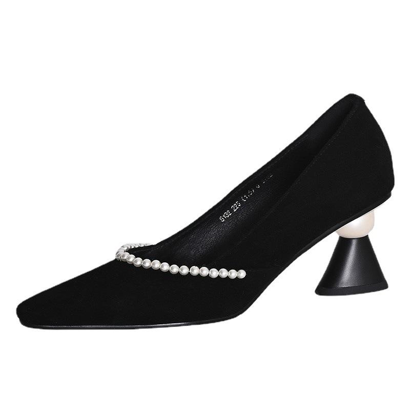 Retro single shoes women's spring 2025 new wedding shoes design sense Hepburn style high heels summer