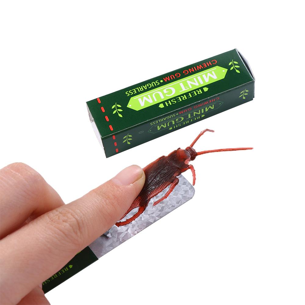 Gags Simulation Funny Pull Head Chewing Gum Shocking Cockroach Chewing Gum Toy Prank Trick Toy