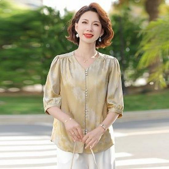 

Stylish Summer 2026 Short-Sleeved Top for Middle-Aged and Elderly Women 2XL золотий