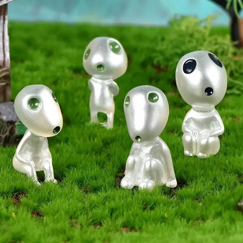 Hot 10pcs Miniature Landscape Decoration Glow in The Dark Princess Shaped Home Garden Decoration Ornament Glow in The Dark
