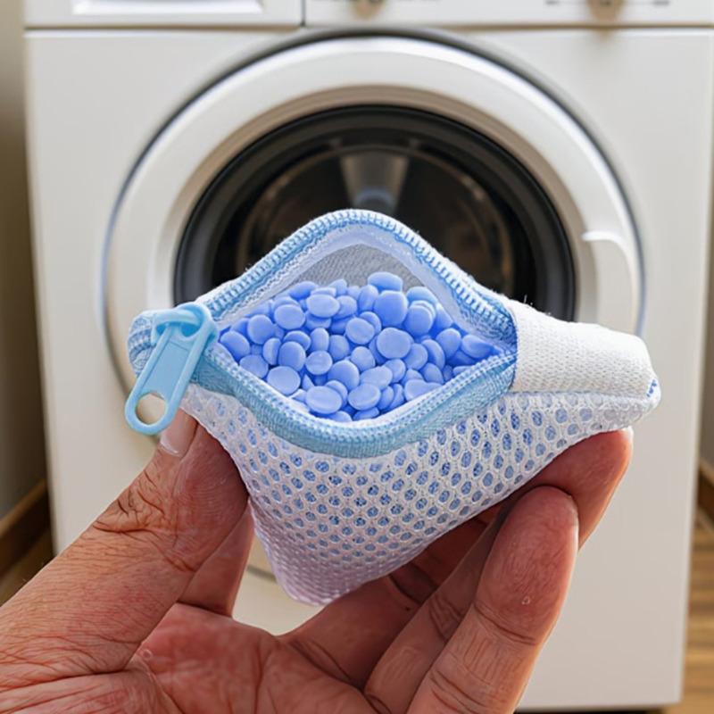 Laundry Bags - Thickened Polyester Mesh,  Easy Storage, Zipper Closure, Ideal for Delicates, Modern Minimalist Design