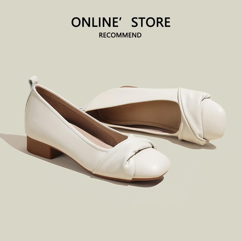 The Inner Height Is Increased by 6cm Apricot Single Shoes for Women's New Gentle Wind Shoes with Skirts and Small Shoes.