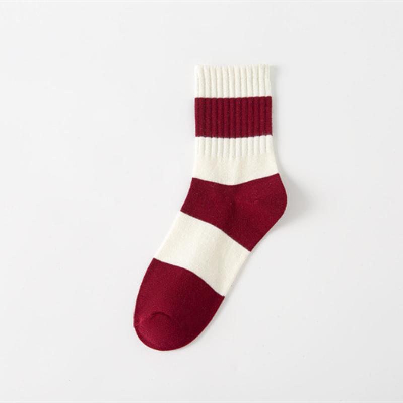 

Жіночі осінні та зимові червоні шкарпетки до середини гомілки бордові повсякденні універсальні панчохи без кісточок One size