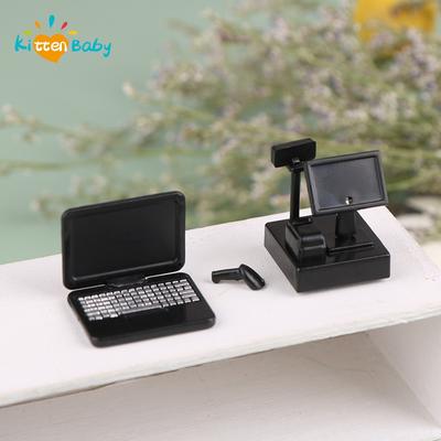 Păpuși și jucării moi – Case de păpuși și accesorii