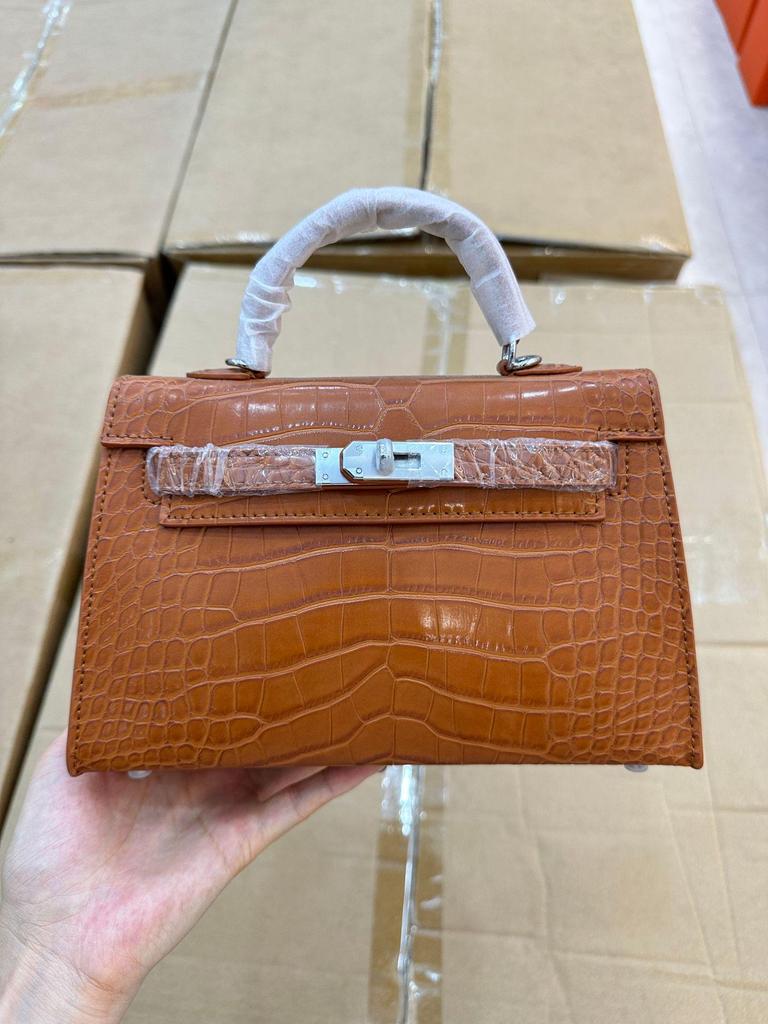 Europese & Amerikaanse Retro Krokodillenpatroon Kelly Enkelbandige Crossbody Tas: High-End, Modieuze, Lichte Luxe Handtas voor Dames