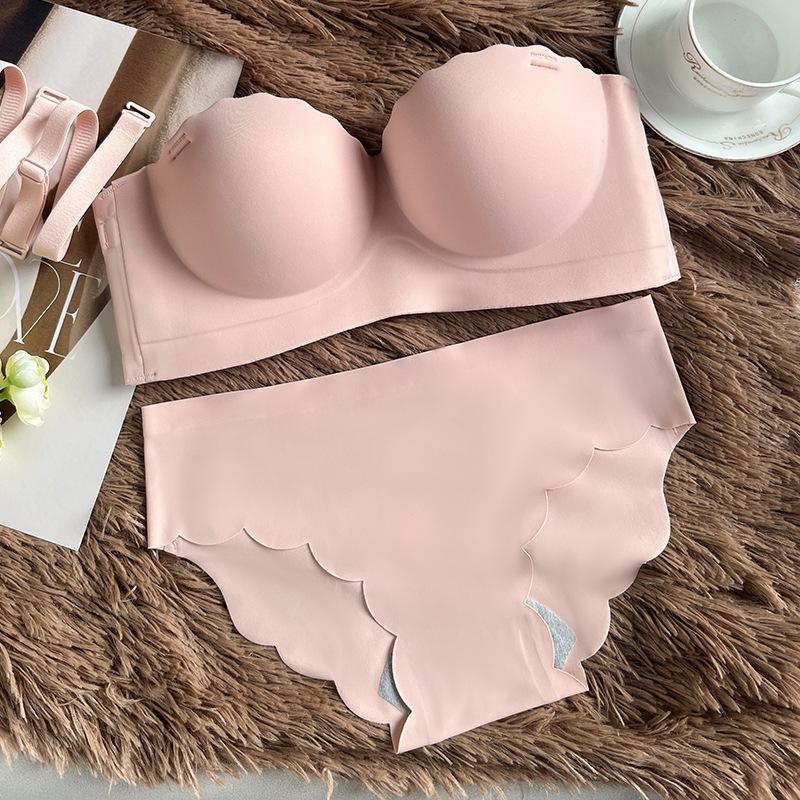 Non-Slip Strapless Push-Up Seamless Lingerie Set for Small Busts