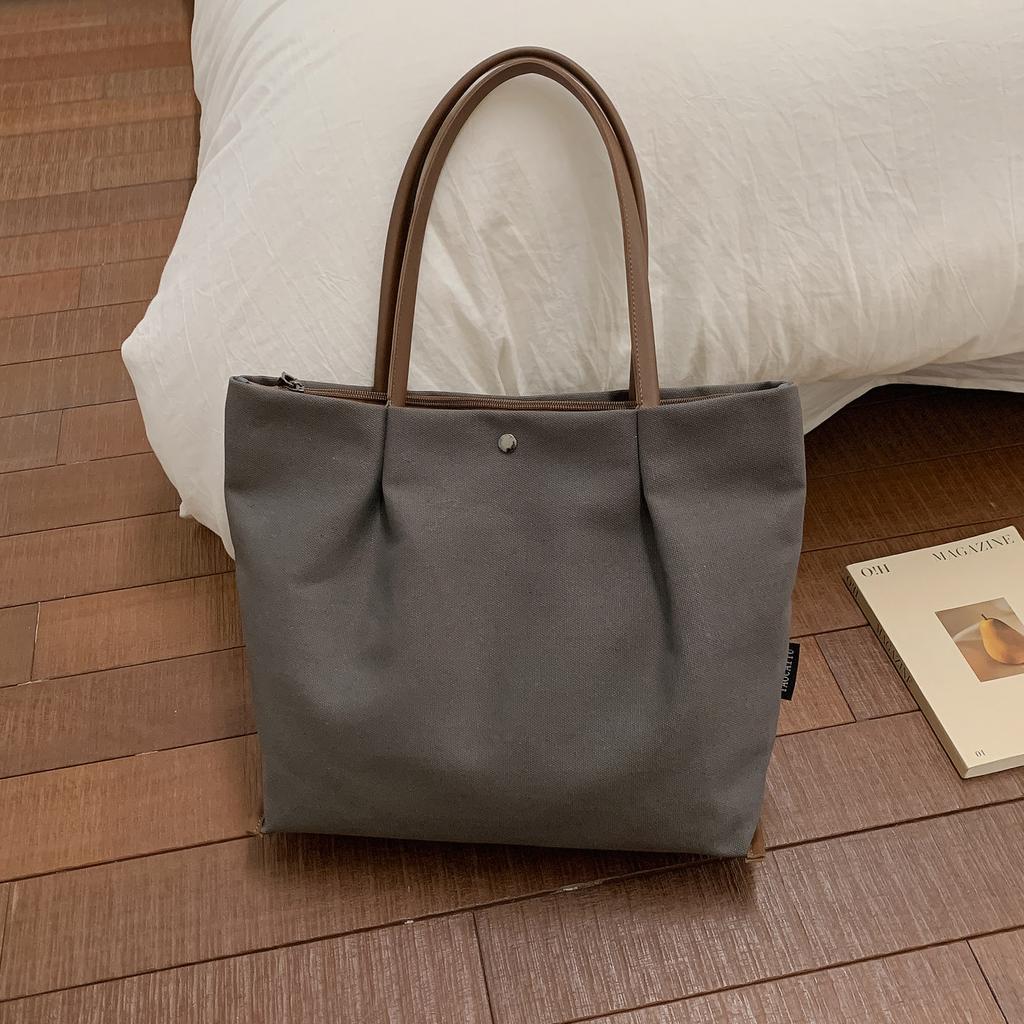 Japanese Casual Canvas Bag Women's Large Capacity Lightweight Handbags 2026 New Solid Color Commuting Shoulder Bags