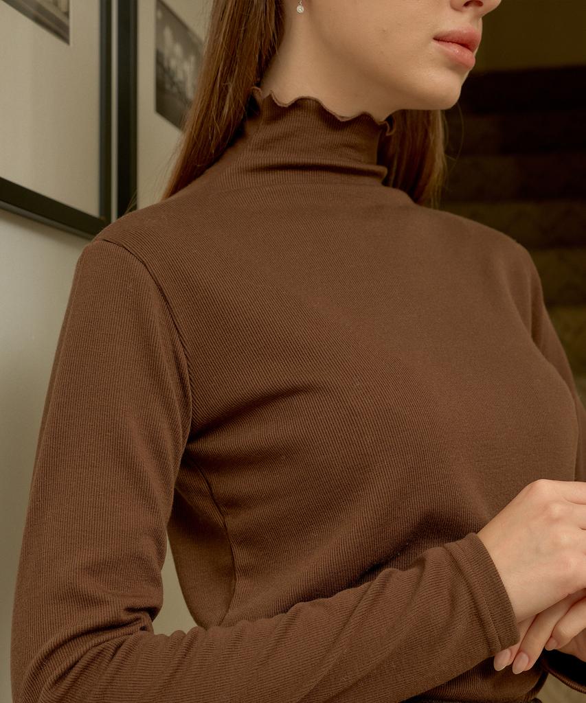 BIBYSEOB Neck Point Turtleneck Mocha Brown [T43]
