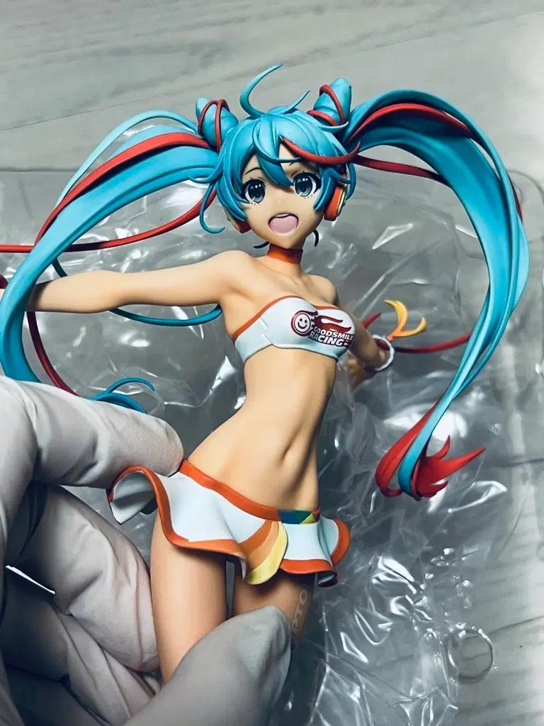 Racing Miku 2016 Thai Figure Pop Used