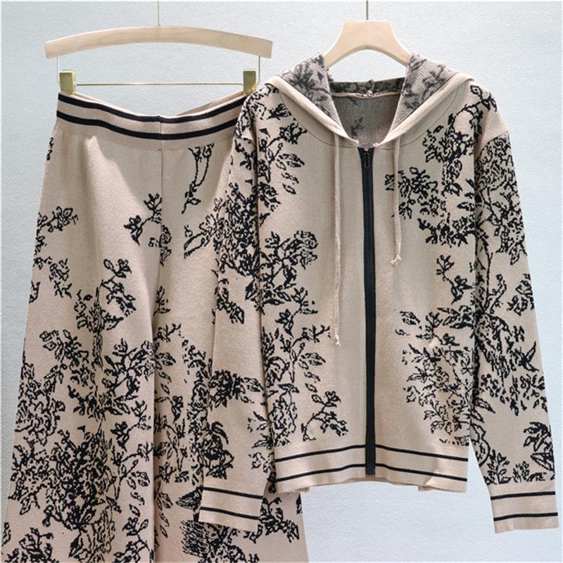 Fashionable Women's Autumn And Winter Ink Painting Suit Loose Knitted Top And Wide Leg Pants Two Piece Suit