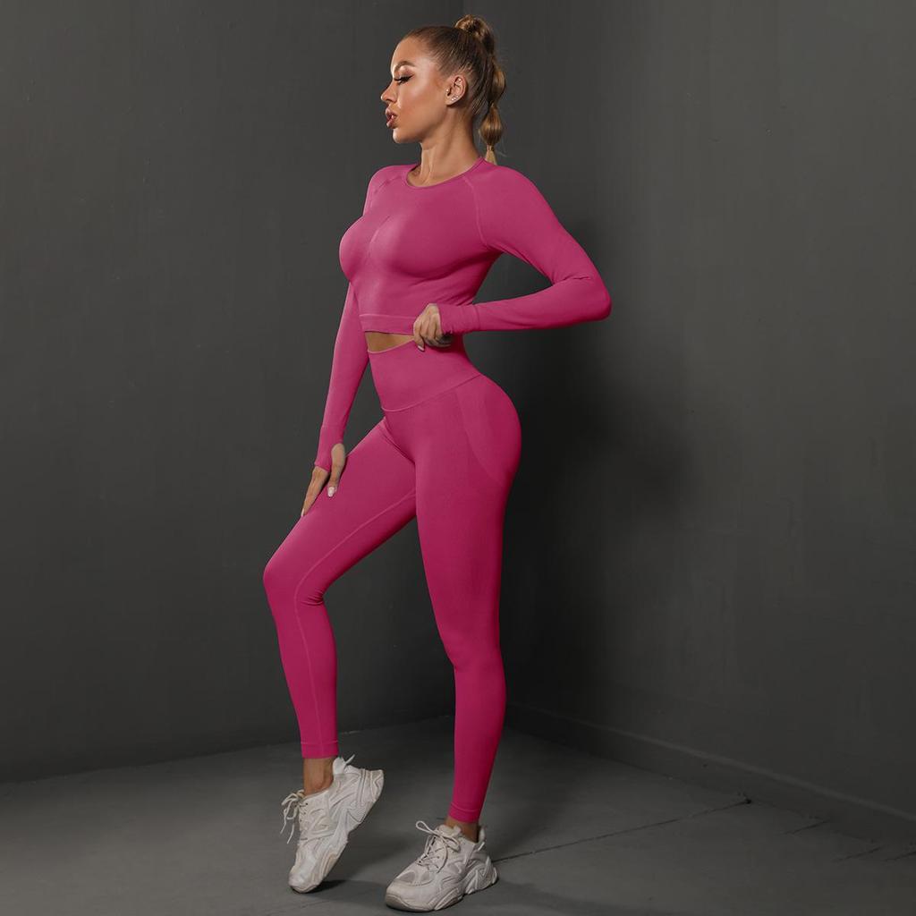 European-American Seamless Peach Lift Yoga Suit: Women's Two-Piece Running & Fitness Set.