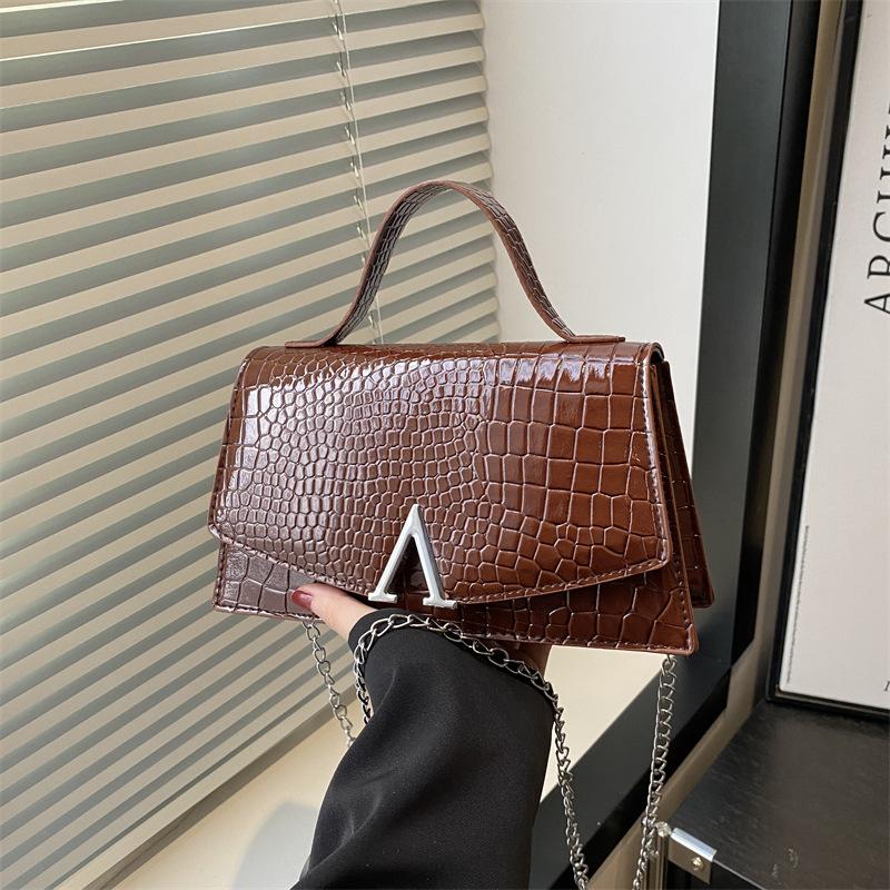 

Fashion trend solid color light luxury women s bag new simple and beautiful fashion temperament handbag shoulder messenger bag коричневый