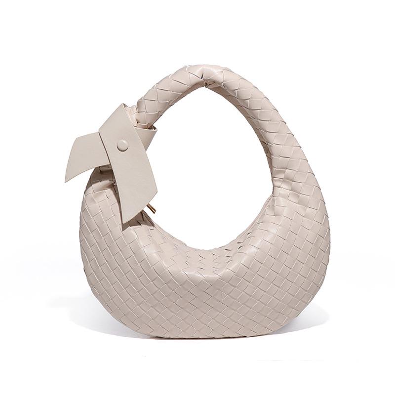 Large Capacity Woven Shoulder Bag - Trendy Crescent Dumpling Handbag, Underarm Style.