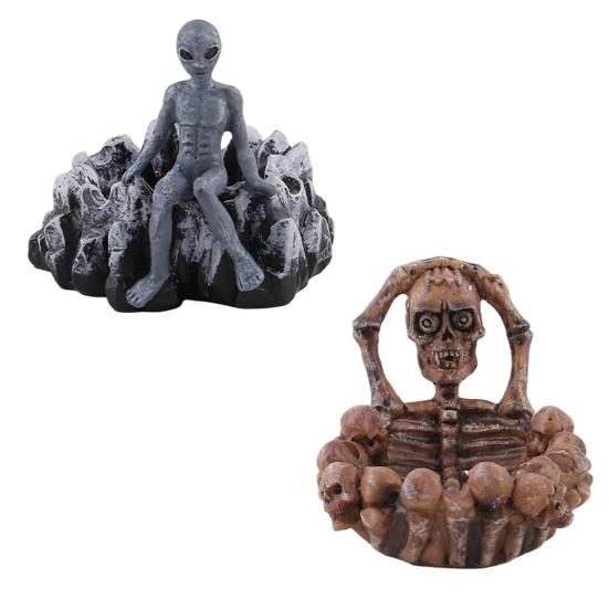 Desktop Ashtray Halloween Skeleton Resin Ashtray, Heat-resistant Gothic Ash Holder, Dark Aesthetic Aliens Decorative Tray for Home Office Outdoor
