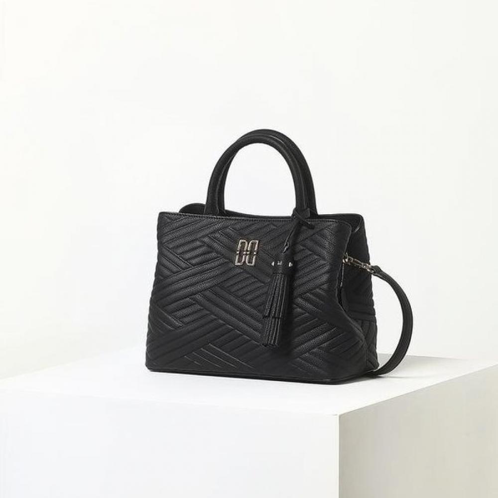 

Daks Black Leather Small Tote Bag Dcba0e366 Single option