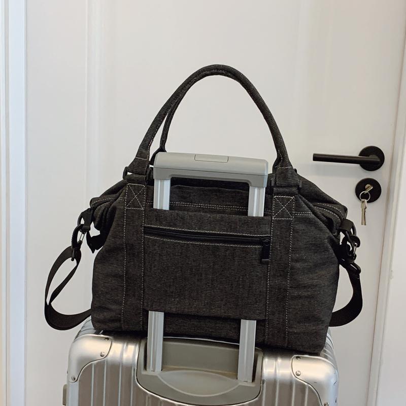 Large Capacity Women's Shoulder Bag Commuter Tote Bag