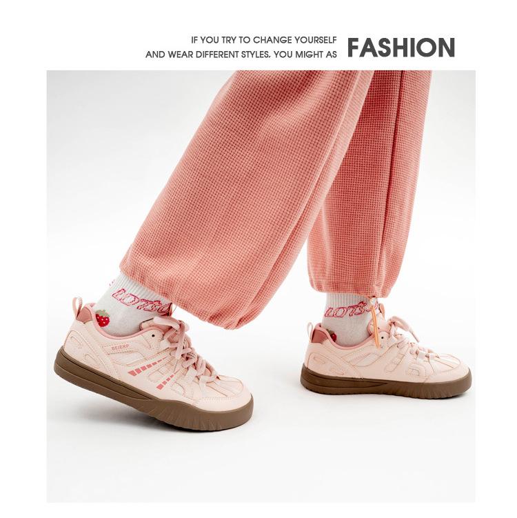 Women's Pink Retro Canvas Training Shoes - Spring/Autumn Trendy Style with Thick Sole and Comfortable Design, 2025 Collection