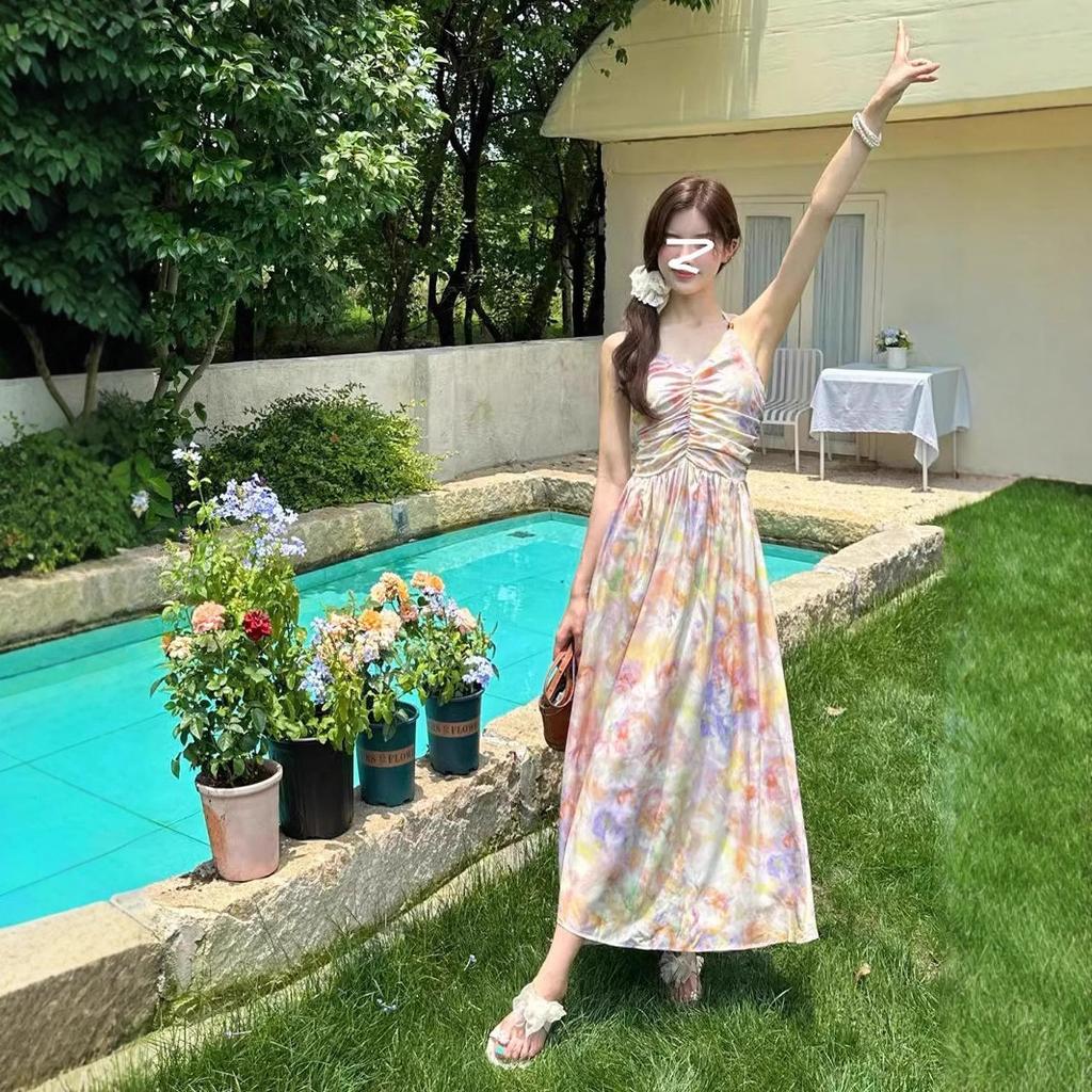 French Retro Oil Painting Floral Neck Suspender Dress Women's Summer Vacation Style Temperament Backless Waist Long Dress