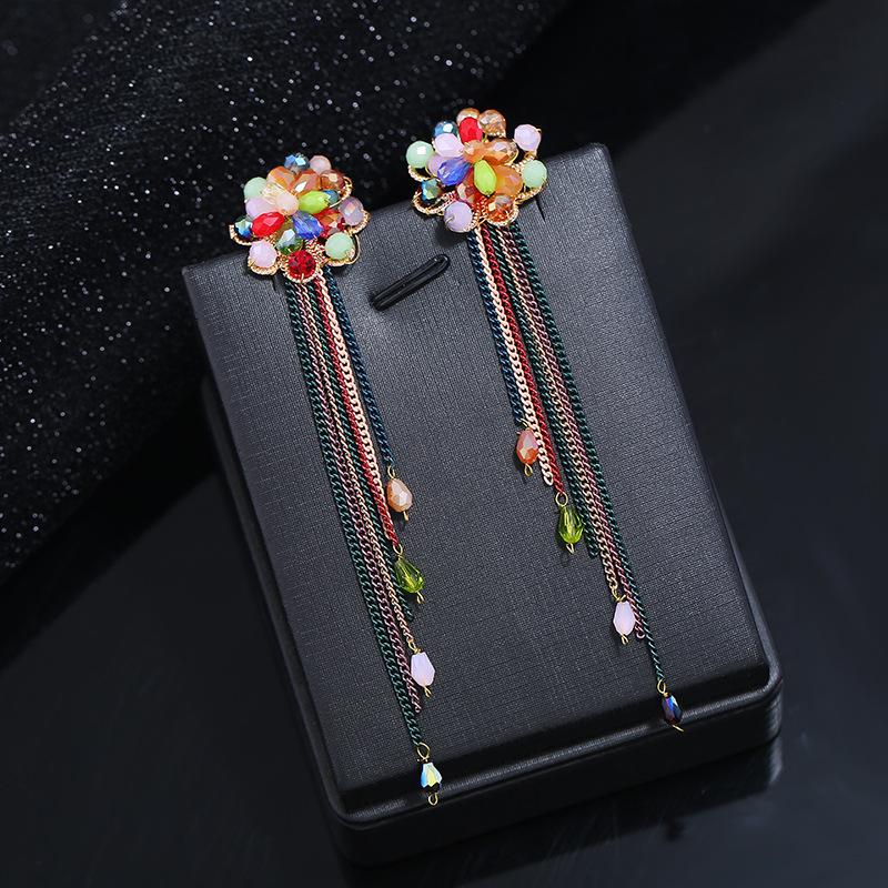Retro exquisite light luxury bohemian crystal fringed stud earrings female simple temperament long personalized earrings ear jewelry