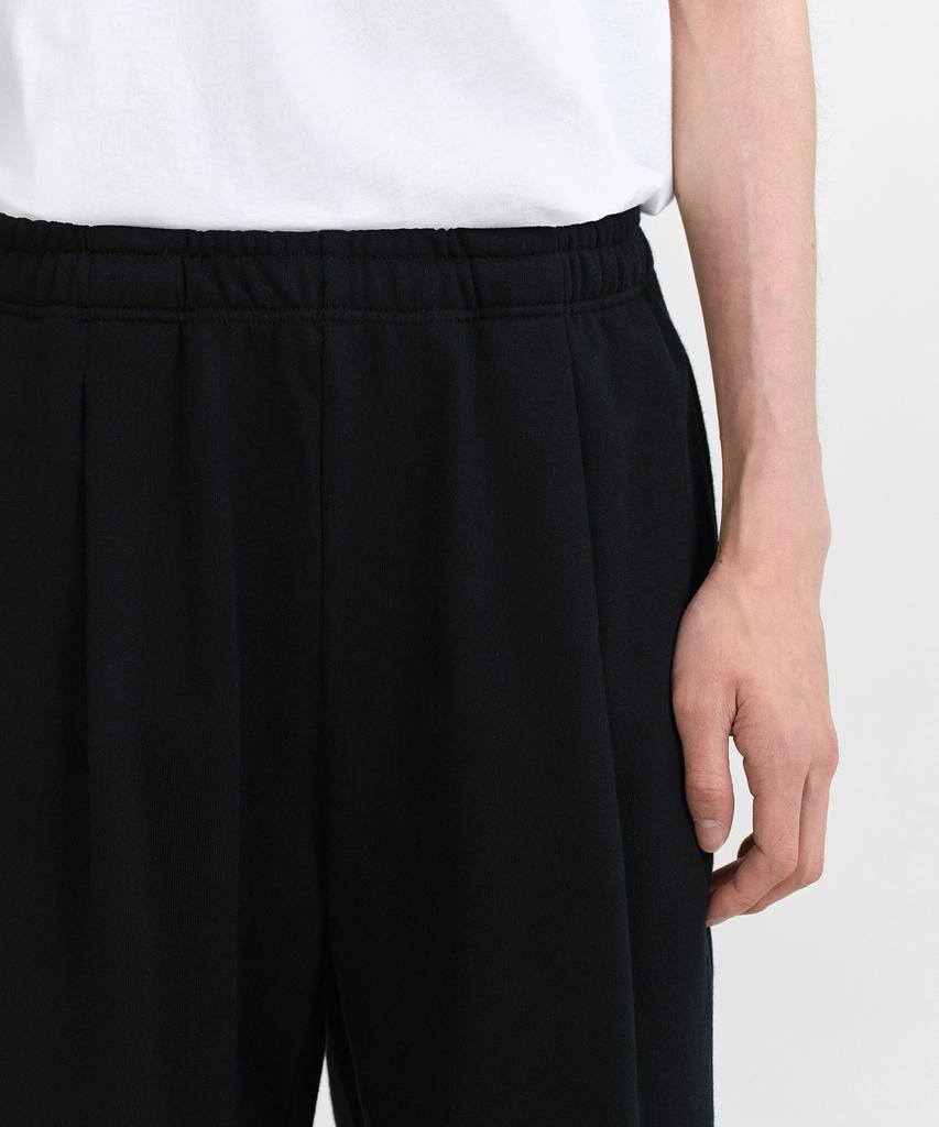 Musinsa Standard One-Pleat Wide Lounge Sweatpants [Black]