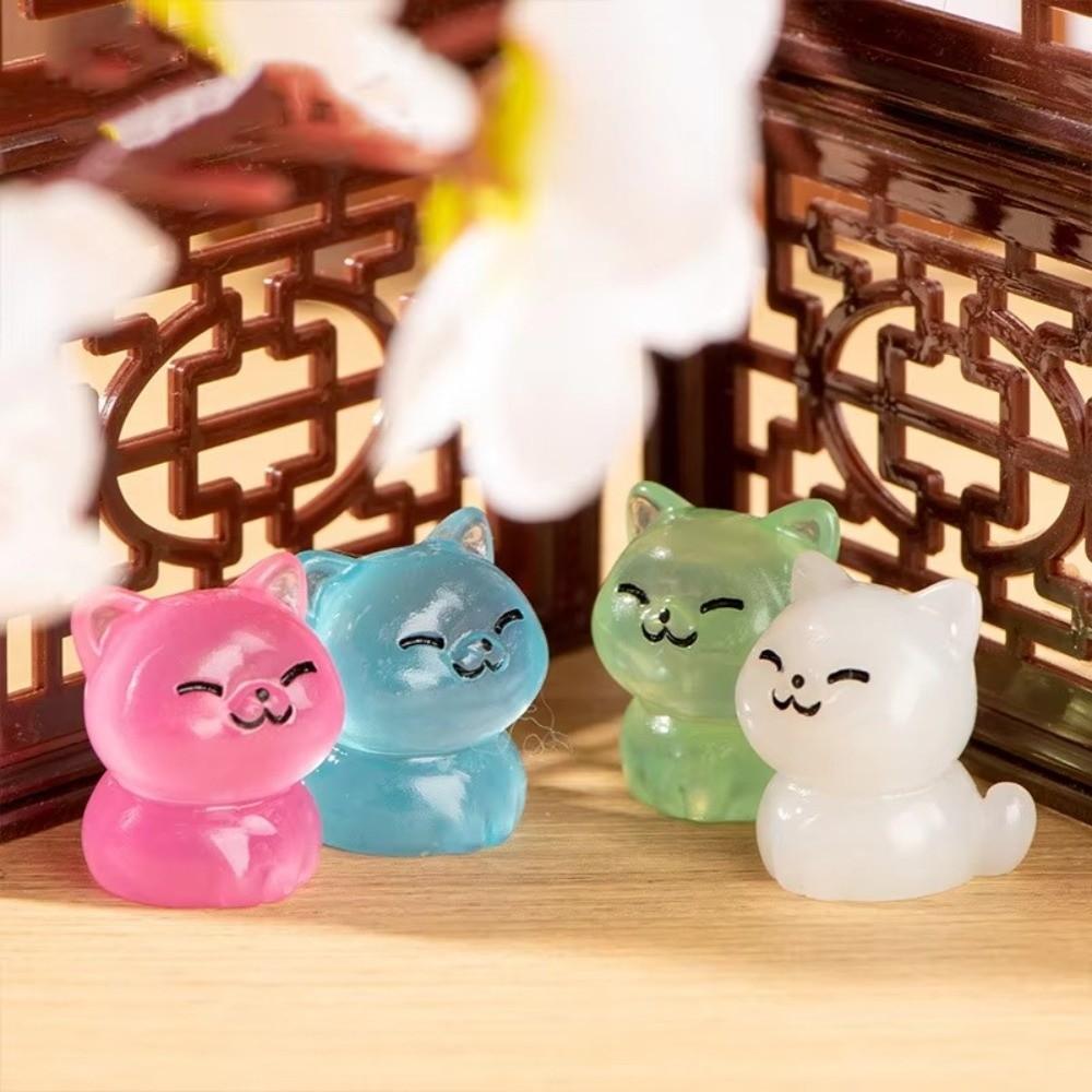 Resin Luminous Cat Figurines Glow At Night Miniature Lucky Cat Mini Cat Animal Gift Giving