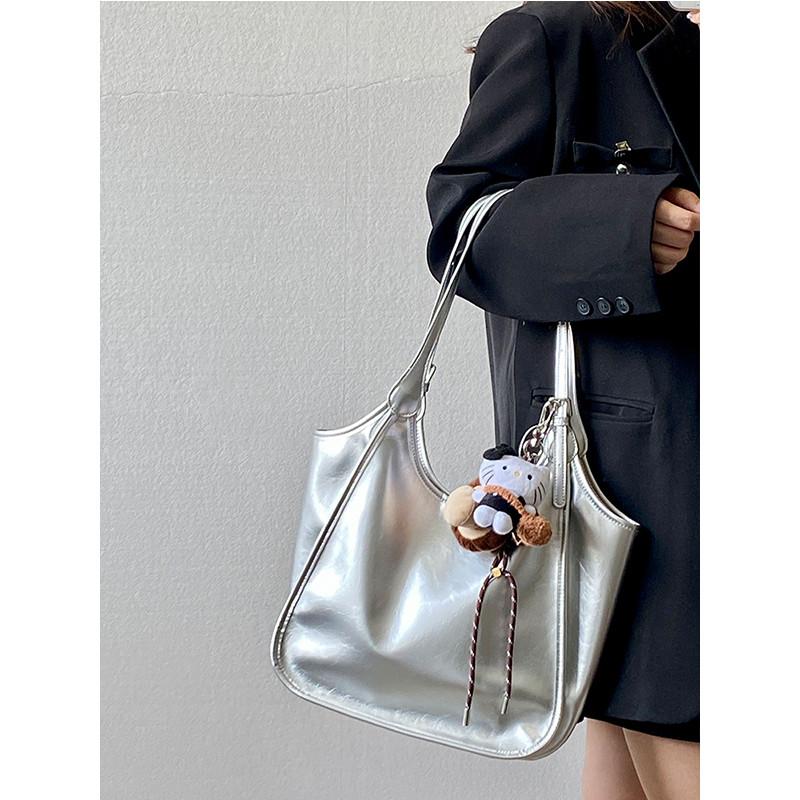 IELGY Silver Commuter Large Capacity Portable Shoulder Tote Bag