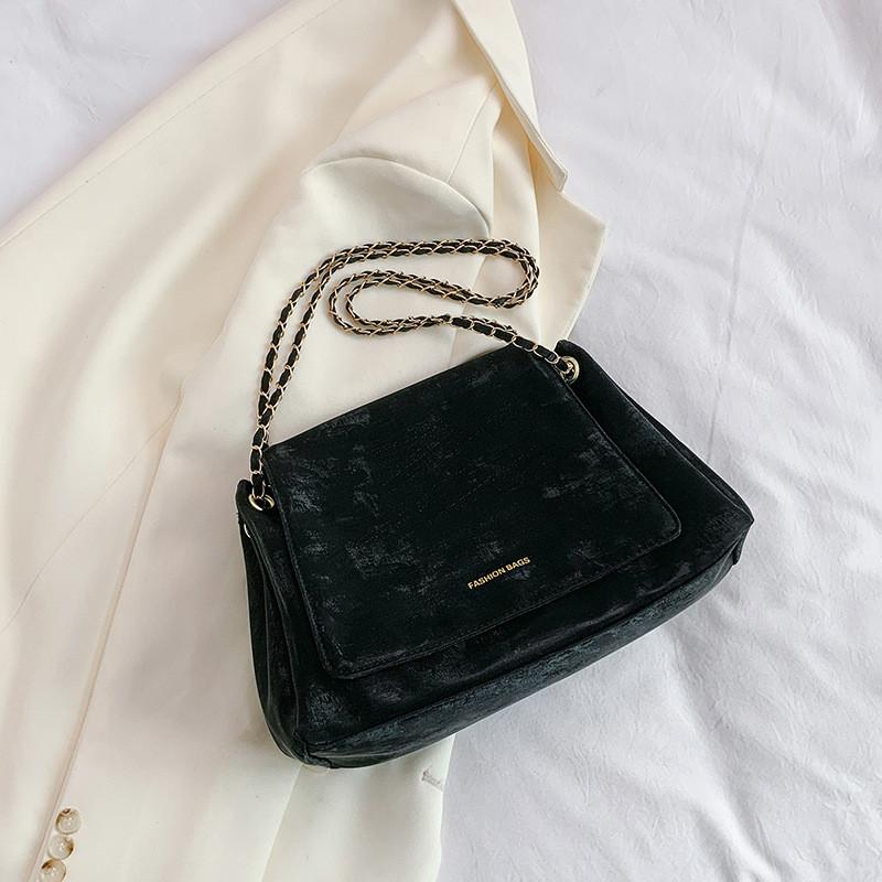 Stylish Spring New Fashionable Single Shoulder Chain Bag With Vintage Appeal And Large Capacity In Black White Pink Or Silver