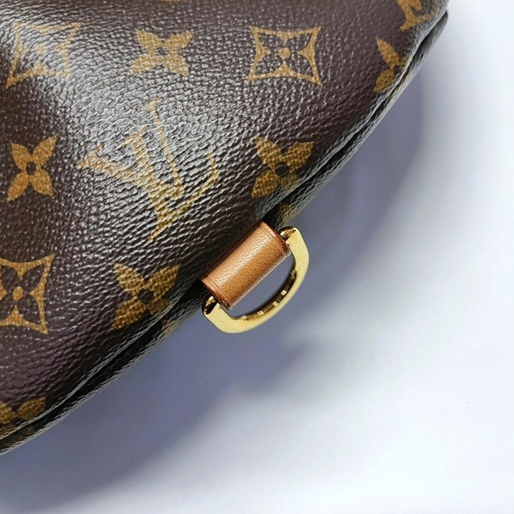 [Pre-Owned] Bumbag Classic Monogram Coated Canvas With Natural Cowhide - Very Good #1K0TO0A