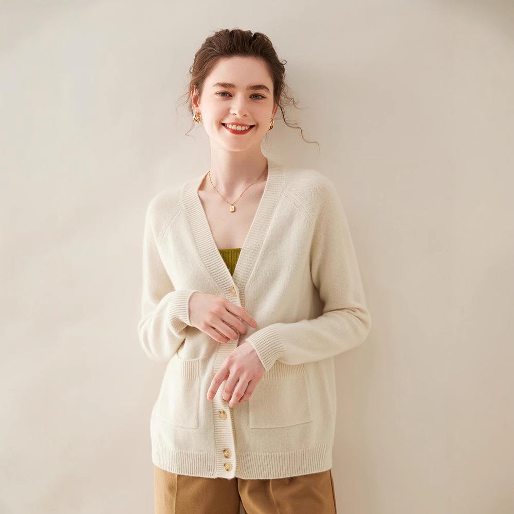 Women's Cashmere V-neck Cardigan: Autumn/Winter, Slimming, Knitted, Raglan Sleeve, Versatile Sweater.