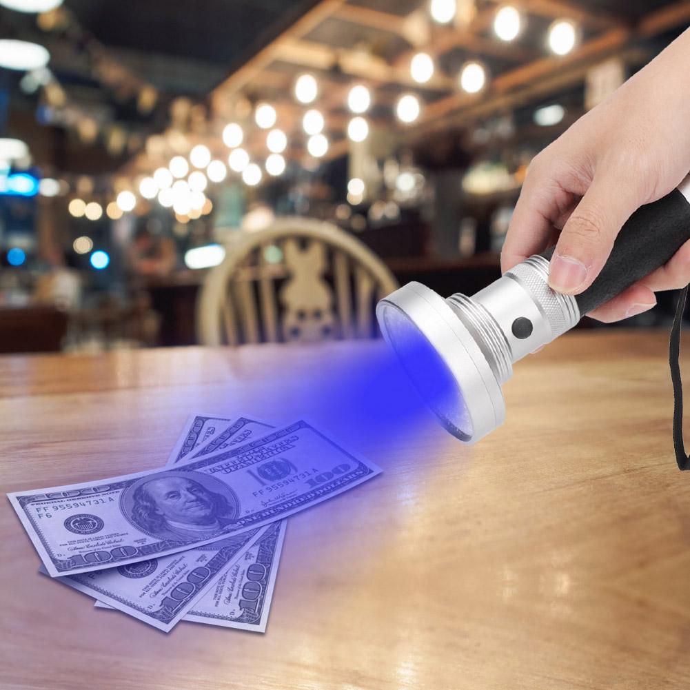 100LED UV Flashlight Fluorescent Detection Lamp for Cosmetic Mask Banknote Verification(black)