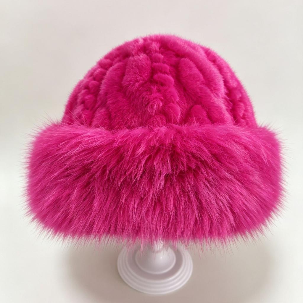 New Plush Beanie Outdoor Warmth Cold Protection and Versatile Style Women's Hat