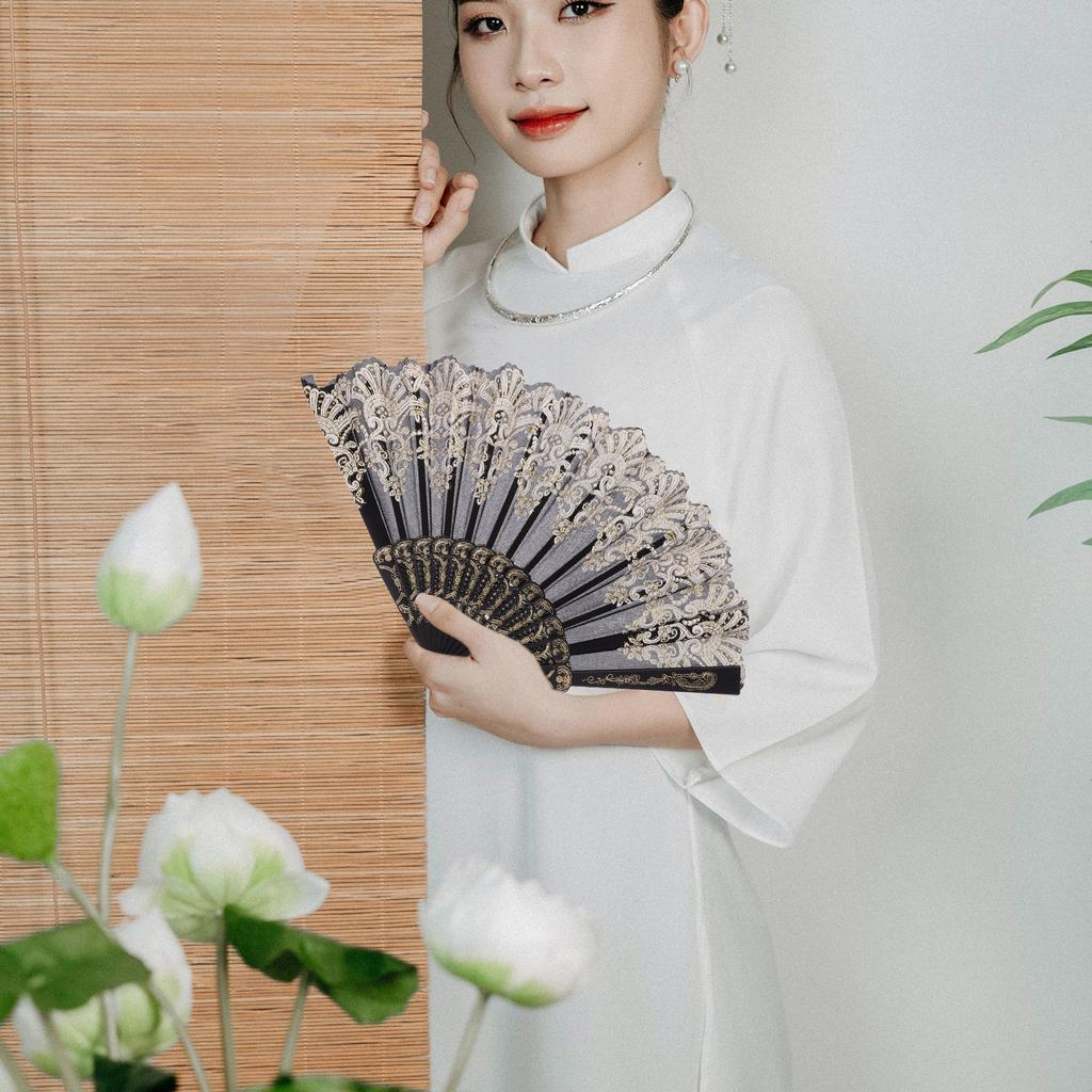 Przenośny Chiński Składany Wachlarz Drukowany Plastikowy Składany Wachlarz Ręczny Jednostronny Wzór Dekoracja na Ślub Urodziny Prezent