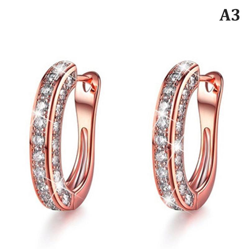 

1 пара клипс для ушей из сплава со стразами, серьги с полными бриллиантами с трех сторон, серьги-пусеты в стиле легкой роскоши для женщин, модные украшения розового золота