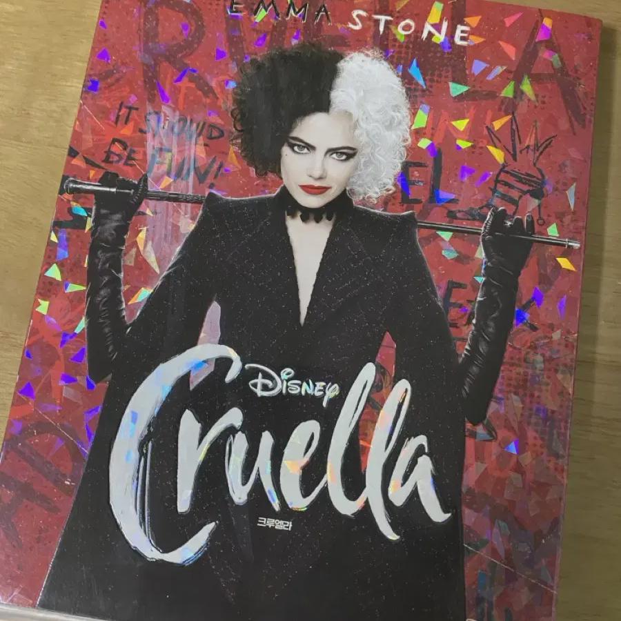 

Disney Cruella Blu-ray+ost CD только
