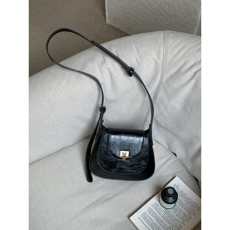 

Maillard Vintage Portable Shell Bag Girls Niche Lock Flip Lightweight Shoulder Bag Crossbody Bag чёрный