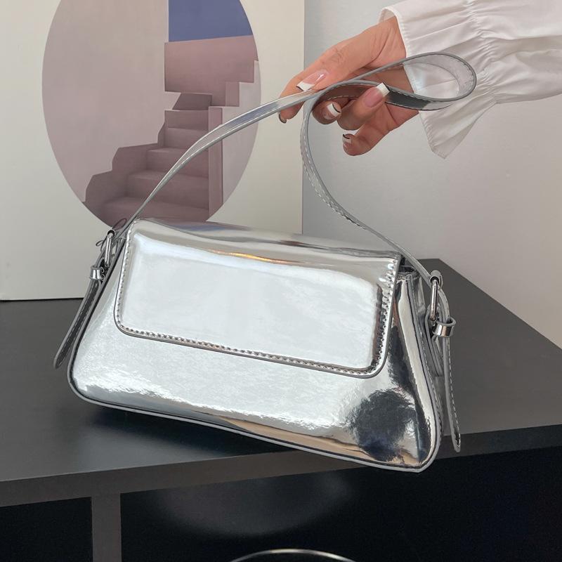 This Year, Glossy Small Bags Are Popular for Women's Versatile 2025 New High-end Textured Messenger Small Square Bags, Shoulder Armpit Bags.