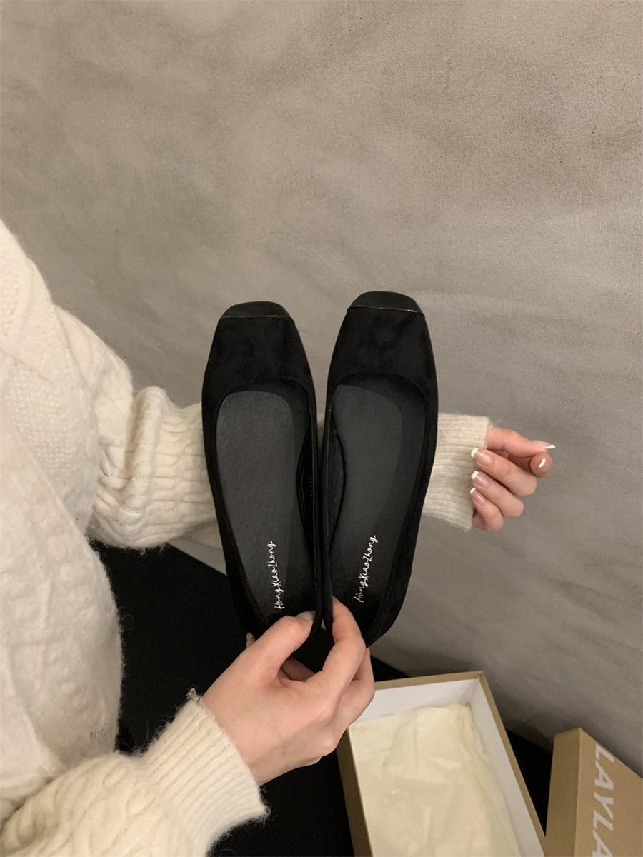 

Туфли Fairy нежные одинарные туфли замшевые с мелким горлом весна 2025 новые мягкие плоские подошвы одна педаль универсальные туфли Doudou женские 40